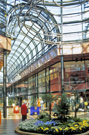 Shopping gallery, Hanover, Lower Saxony, Germany (photo)