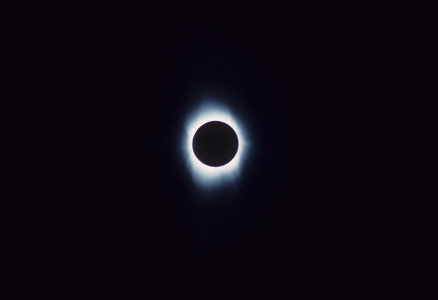 Total eclipse of sun