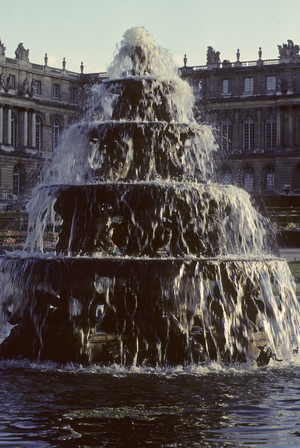 Versailles/Chateau de Louis XIV/Garden a la francaise created by Andre le Notre/Great Waters/Versailles/Yvelines/France/UNESCO class site