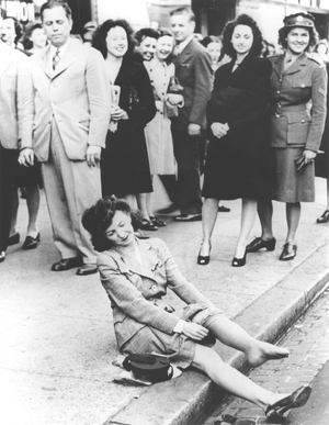 Nylons, San Francisco, c.1944-46 (photo)