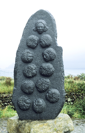 Memorial to the Dun-an-Oir Massacre (stone)