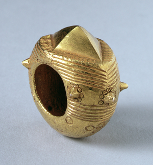 Akan Ring with Star Motif, from Ghana (cast gold)