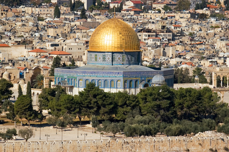 Israel Jerusalem Yerushalayim view from the Mount of Olives to the old town of Jerusalem and the temple mount with Dome of the Rock (Dome du Rocher)