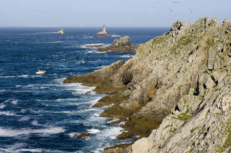Wild Breton coast at the Pte. du Raz, Brittany, France, Europe