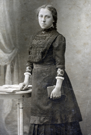 Photograph of a girl during her Confirmation of Faith in 1901, Northern Germany