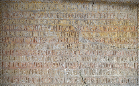 Dedicated Church, consecrated in 1194, by Adhemar I of La Torre, eveque of Perigueux (1185-1197), in honor of Saint Martin of Tours, known as the Misericordious (316-397) and Thomas Beckett or Saint Thomas of Canterbury (1117-1170), built at the request of Richard I of England known as the Heart of Lion (1157-1199), Duke of England. Aquitaine, are also listed on the inscription, Pope Celestin III (Giacinto di Pietro di Bobone or Cardinal Hyacinthe, 1106-1198), Philip II known as Philip Augustus (1165-1323), King of France, Helie V of Talleyrand (ca. 1136-1205), Count of Perigord, Helie de Malemort, Archbishop of Bordeaux from 1188 to 1207 and Hebrard of Villars (?) , deacon of the church - Grave stone of the chapel of Saint Martin, late 12th century, of the medieval city of Limeuil (Dordogne, Perigord)