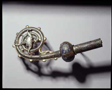 Crosse from the crypt of the former Abbey of Notre-Dame, Issoudun, around 1200. Dim: 25x10x8cm. Copper dore, email champleve. Musee de l'hospice Saint-Roch, Issoudun. Mandatory mention