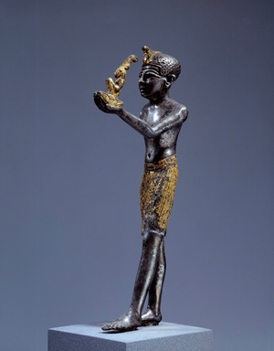 Egyptian antiquite: Silver & gold statuette of Sethi I offering Maat (1294-1279 BC), -1294-1279 BC (silver and gold)