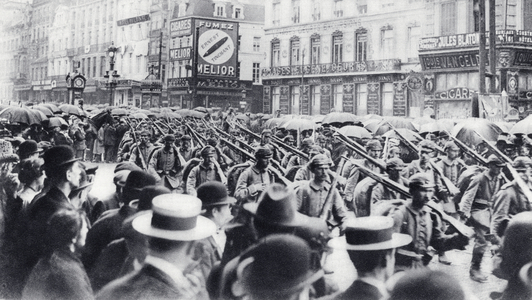 Entry of the German troops into Place Charles Rogier, Brussels, on the 20th August, 1914, from 'The Illustrated War News', published in 1914 (litho)