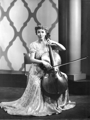 Lillian Tertis, English cellist. nee Warmington