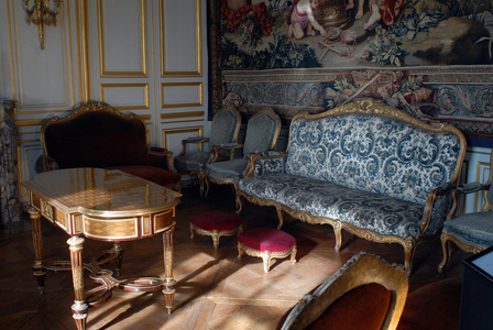 Chateau de Fontainebleau: Current view of the Corner Salon called Pius VII
