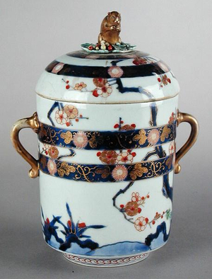 Lidded jar with a mouse on the lid, Japanese, 19th century (ceramic)