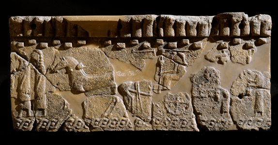 Etruscan civilization: terracotta frieze decoree of a cortege. 6th century BC. From the 2nd Palace of Murlo. Dim. 24x39 cm Murlo, Antiquarium Comunale