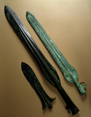 Bbronze spear tips, Yayoi period (300 BC)