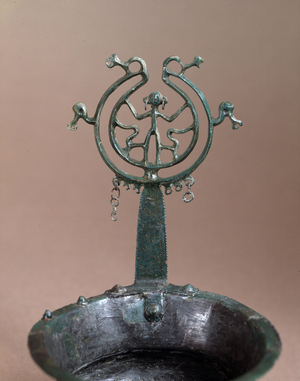 Handle of a kyathos, bronze, end of 8th century BC