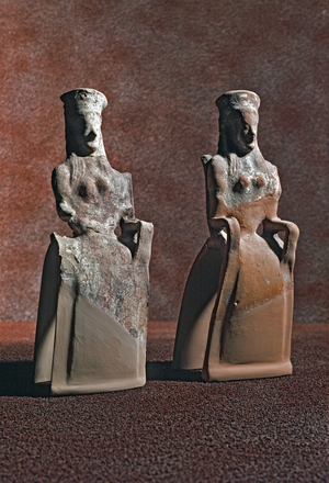 Art of Great Greece: votive statuette of terracotta from the temple of Hera, Poseidonia (Paestum) 5th century BC Paestum, Museum Italy (Magna graecia: Votive statuettes in terracotta from the Temple of Hera or Neptune at Paestum, 5th century BC Museo Archeologico Nazionale Paestum)
