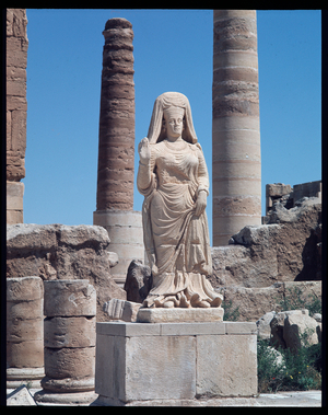 Ruins with a statue of Abu Bint Damion (1st Century AD)