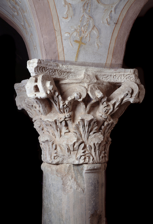 Column capital of the crypt, 10th century