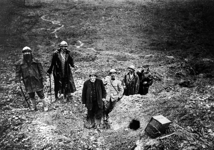 Visit to the Trenches of Clémenceau, September 15, 1917 - Musée Clémenceau.