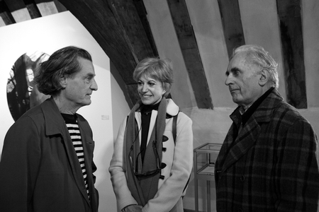 Michel Mousseau, French painter, Tita Reut, French poet and editor, Bernard Rancillac, French painter. Opening of the exhibition Juste des livres (Dumerchez editions) at the Musee departemental de l'Oise. Beauvais, May 6, 2009.