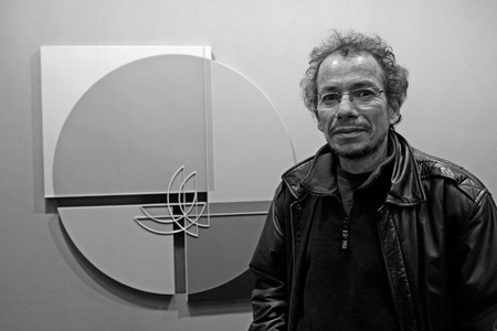 Portrait of Octavio Herrera, Venezuelan artist. Opening of the Art en Capital Salon, at the Grand Palais in Paris on November 21, 2008.