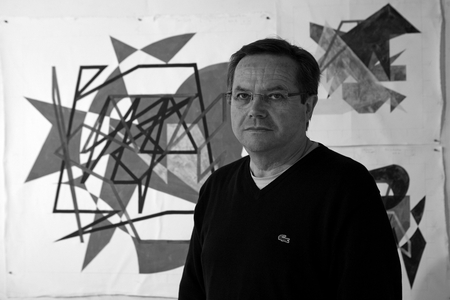 Portrait of Jean-Yves Langlois (Jean Yves), French painter and engraver, in his studio in Montreuil in 2009.