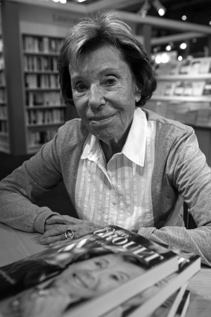 Portrait of Benoite Groult, French writer. Salon du Livre de Paris, 2009.