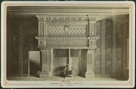 France, Centre, Loir-et-Cher (41), Blois: Fireplace of the hotel d'Alluye with a cast iron stove, 1885