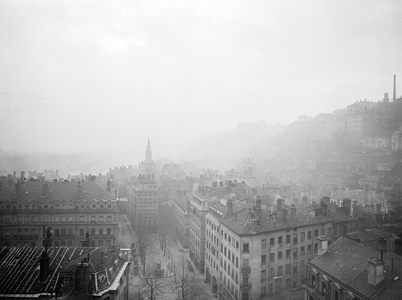 France, Rhone-Alpes, Rhone (69), Lyon: old Lyon, archeveche district, old Lyon in fog, 1903