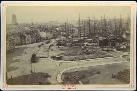 France, Nord-Pas-de-Calais, Nord (59), Dunkirk: General view of the port and the belfry, 1870 - Pouli Pompe et, Lous fils et Poulieur, Alibert brotier, estaminet A. Quachebeur, Hot bath, Cafe marine, Cafe du port