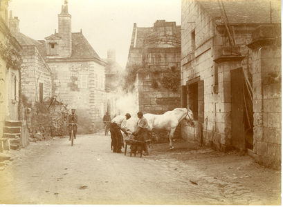 France, Centre, Indre-et-Loire (37), Vouvray: The ferrant marechal of vouvray at work, 1895