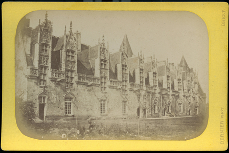France, Brittany, Morbihan (56), Josselin: The inner courtyard of the Chateau de Josselin, 1860