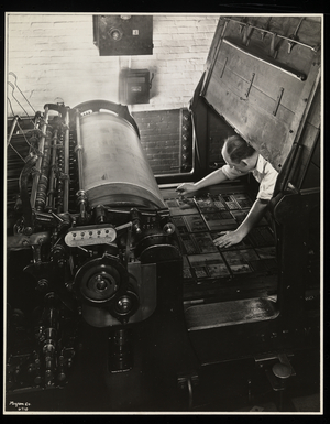 Working at a Meihle press at Unz & Co., 24 Beaver Street, New York, 1932 (silver gelatin print)