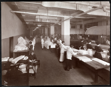 The laundry room at the Hotel McAlpin, 1913 (silver gelatin print)