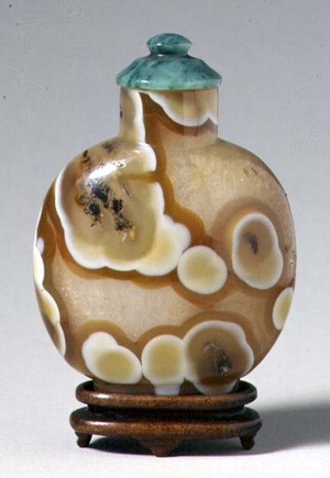 Snuff bottle, Chinese, 17th-19th century (onyx)