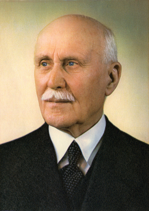 Portrait by Draeger of Marechal Philippe Petain in frontispiece of his book “La France nouvelle - principes de la communautte - appels et messages - 17 June 1940/17 June 1941”, Fasquel edition, December 1941.