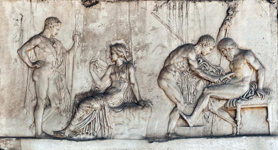 Herculanum (Herculaneum, Ercolano, Italia, Italy): house of Thelephe - Neo-attic art (neo-attic), low relief in marble representing the myth of Telephus (Telephus) - On the right, Telephe operates by a surgeon. 1st century BC- roman art - casa del rilievo di telefo - Photo Patrice Cartier -