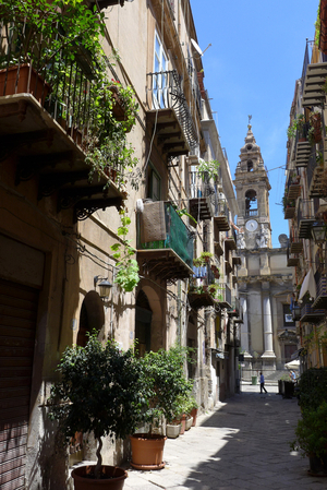 Sicilia, Italia (Sicily, Italy): Palermo (Palermo): a street in the center of town - Photo Patrice Cartier -