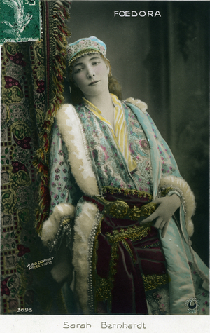 Henriette Rosine Bernard called Sarah Bernhardt (1844-1923) in the role of Fédora (spelled here Fidora), play by Victorian Sardou, 1882 - postcard, photo W. & D. Downey