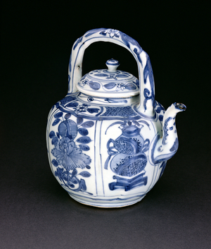 Blue and white kraak wine pot, Wanli, 1590-1610 (porcelain)