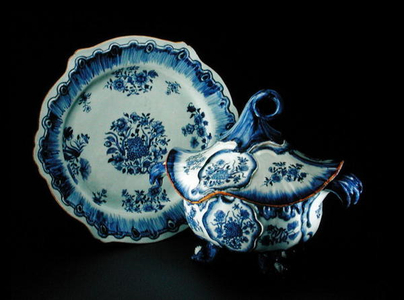Blue and white tureen, cover and stand, c.1740 (porcelain)