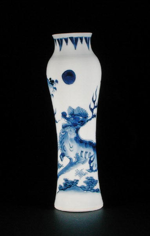 Blue and white sleeve vase painted with a mythical beast, Chongzheng, 1630-44 (porcelain)