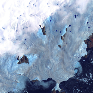 Greenland Coast View by Landsat 7 - 09/2000 - Glaciers surrounding Baffin Bay, along the West Coast of Greenland