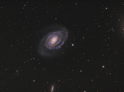 Spiral galaxy NGC 5364 in Virgo - Spiral galaxy NGC 5364 in Virgo - Spiral galaxy located in the constellation Virgo. At the bottom of the picture, the galaxy NGC 5360. Image obtained with a telescope 61 cm in diameter. Spiral galaxy located in Virgo constellation. Below, the edge - on galaxy NGC 5360. Image taken with a 24 - inch telescope