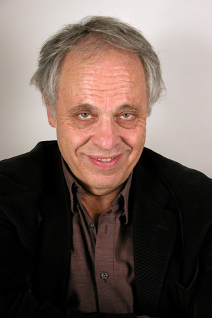 Portrait of Joseph Ivor Silk, English cosmologist - Portrait of british cosmologist Joseph Ivor Silk, 2002 - Photography