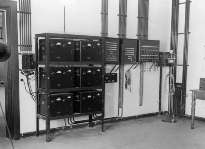 Sound booth in the Haus des Rundfunks (House of Broadcasting) in Masurenallee, Berlin-Charlottenburg, c.1931 (b/w photo)