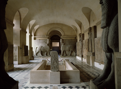 The Assyrian Room at the Louvre in Paris (photo)