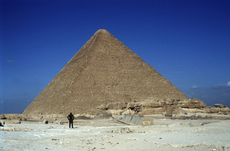 Pyramid of Cheops (photo)