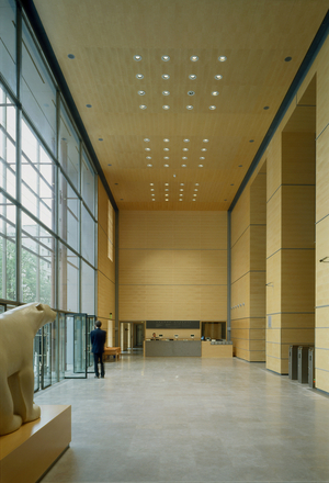 The Museum of Natural History, 36 rue Geoffroy Saint-Hilaire, Paris 75005. Architecture of Jules Andre, 1889 reabilitated by Paul Chemetov and Borja Huidobro in 1994. Photograph 1994.