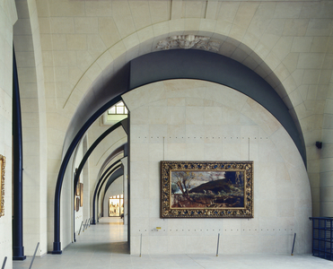 Musee d'Orsay, 1 rue de Bellechasse, Paris 75007. Architects of rehabilitation between 1980-1986: ACT Architecture and Gae Aulenti. Photography 1986. Former Gare d'Orsay, built by Victor Laloux and inaugurated for the Universal Exhibition in Paris on 14 July 1900. Saving from demolition, the former station became a museum for national art collections from 1850 to 1914.